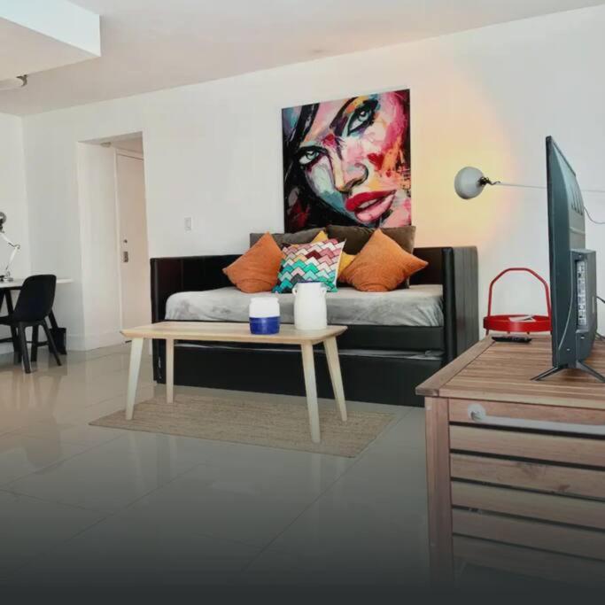 Groveo4 10 Min From The Beach 마이애미 외부 사진